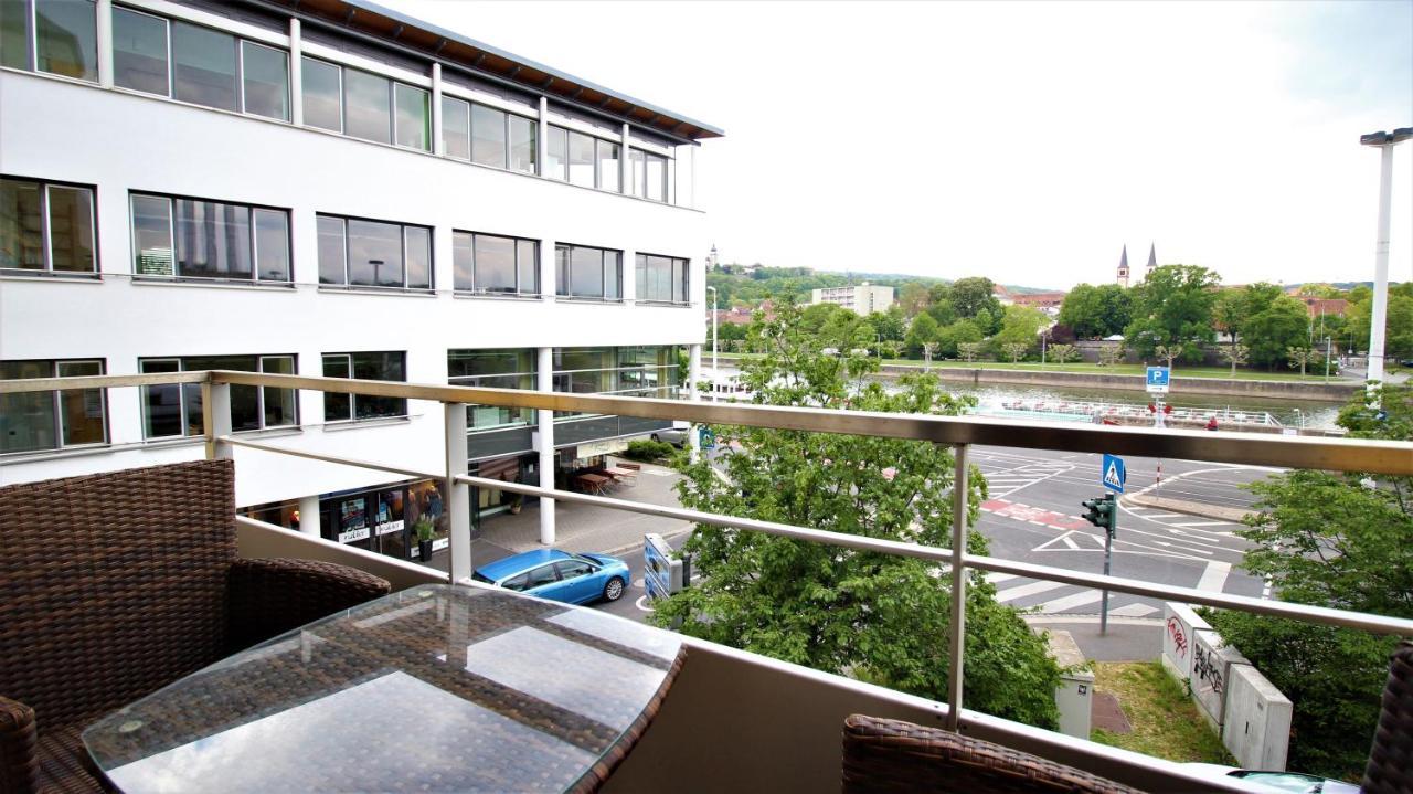 Luxury City Apartment - View Of River And Castle Вюрцбург Экстерьер фото