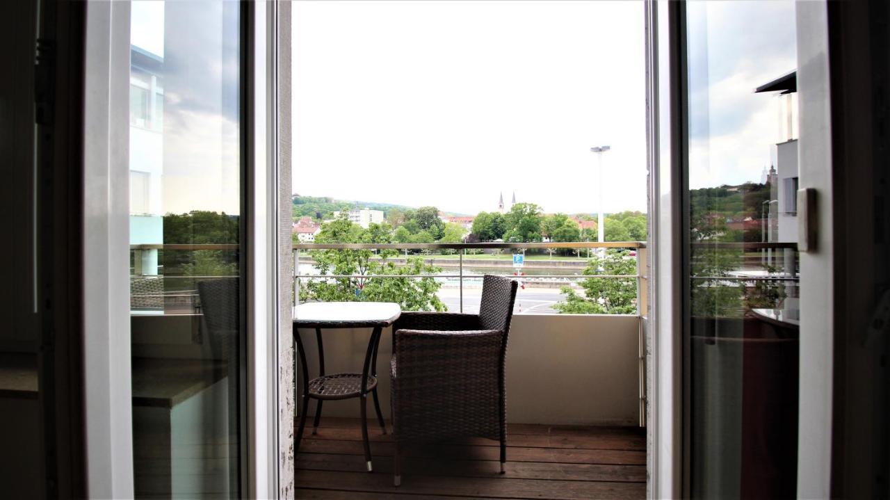Luxury City Apartment - View Of River And Castle Вюрцбург Экстерьер фото