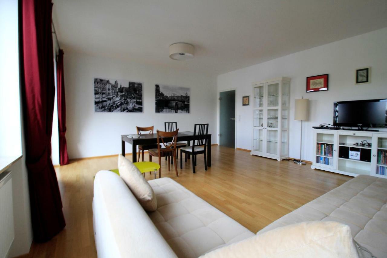 Luxury City Apartment - View Of River And Castle Вюрцбург Экстерьер фото